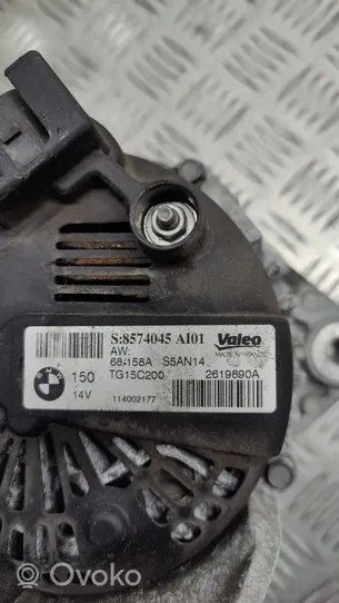 Toyota Verso Generatore/alternatore 8574045