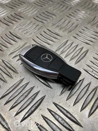 Mercedes-Benz GLK (X204) Zündschlüssel / Schlüsselkarte 