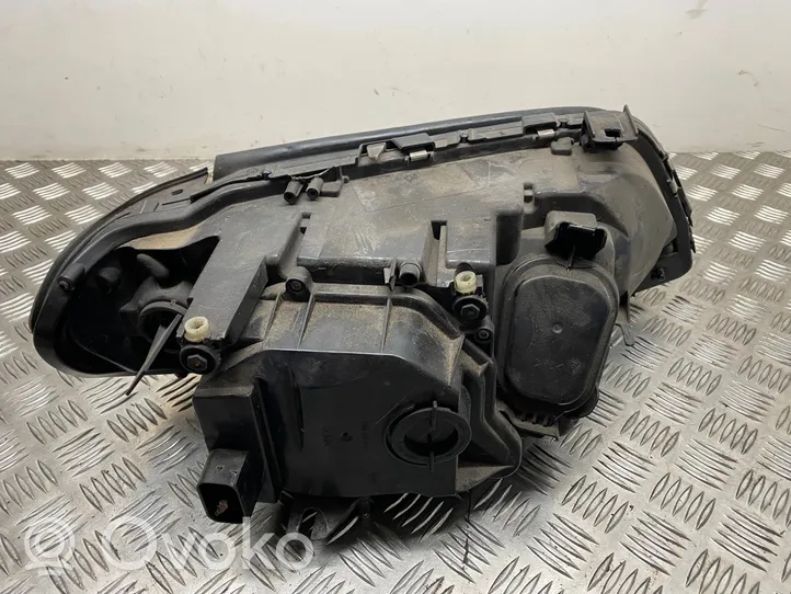 BMW X5 E53 Lampa przednia 22454500