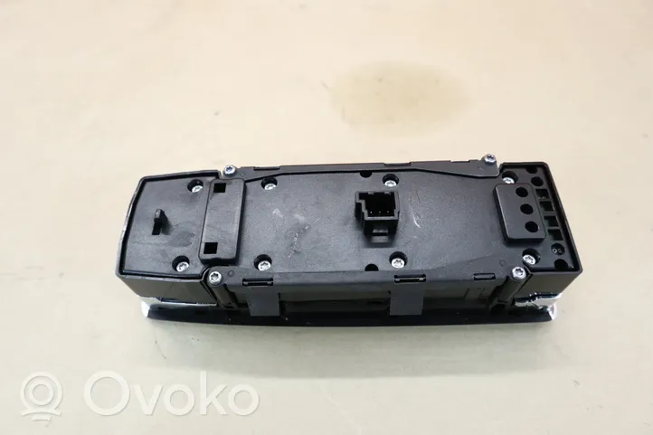 Mercedes-Benz B W246 W242 Interruttore di controllo dell’alzacristalli elettrico 1669054300