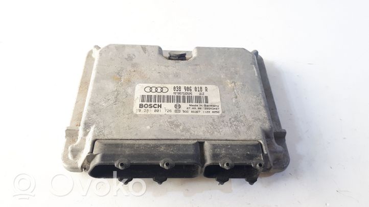 Audi A4 S4 B5 8D Sterownik / Moduł ECU 038906018R