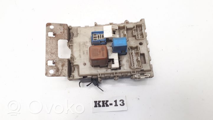 Nissan Almera Tino Saugiklių blokas 243504U100