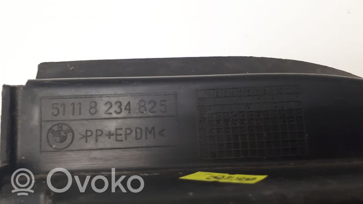 BMW 3 E46 Kampinė priekinio bamperio dalis 51118234825