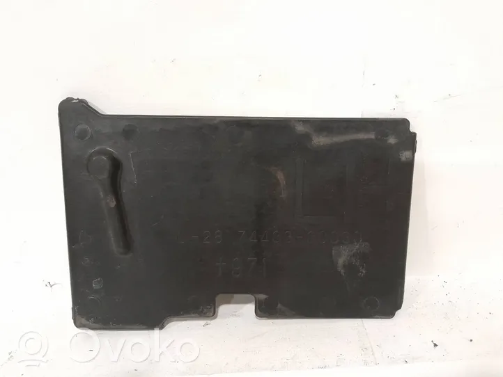 Lexus GS 300 350 430 450H Boîte de batterie 7443330030