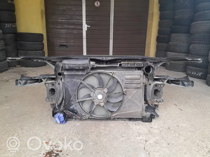 Volkswagen PASSAT B6 Pannello di supporto del radiatore 