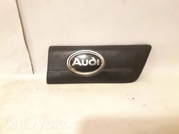 Audi 100 S4 C4 Moulure, baguette/bande protectrice d'aile 4A0853972