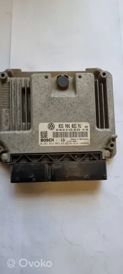 Volkswagen Touran I Sterownik / Moduł ECU 03G906021AB