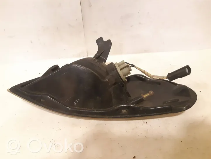 Mazda 626 Frontblinker 21061612