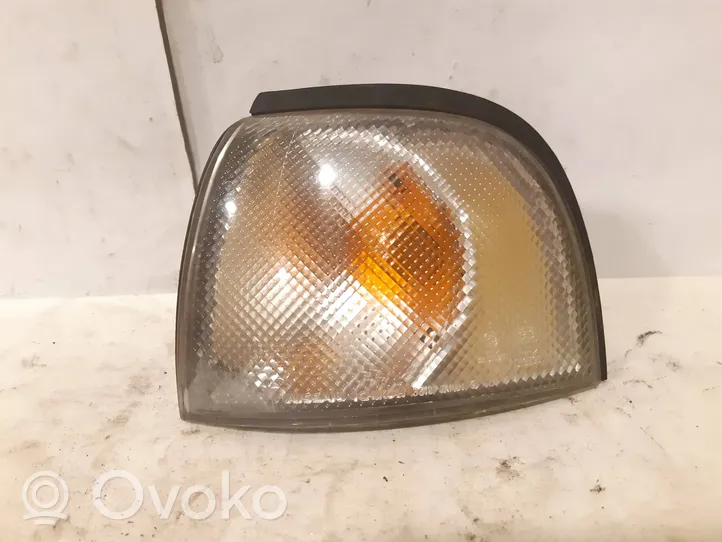 Nissan Sunny Frontblinker 6R010301