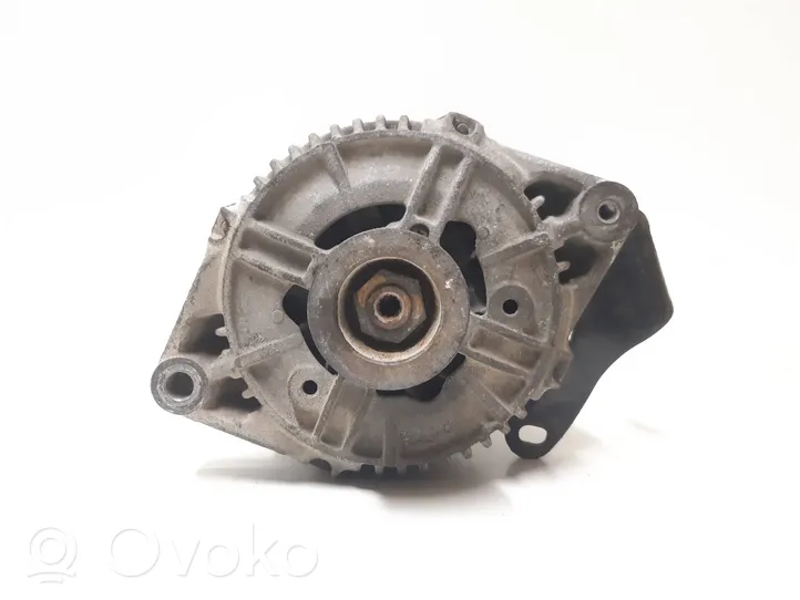 Opel Zafira A Generator/alternator 90356897