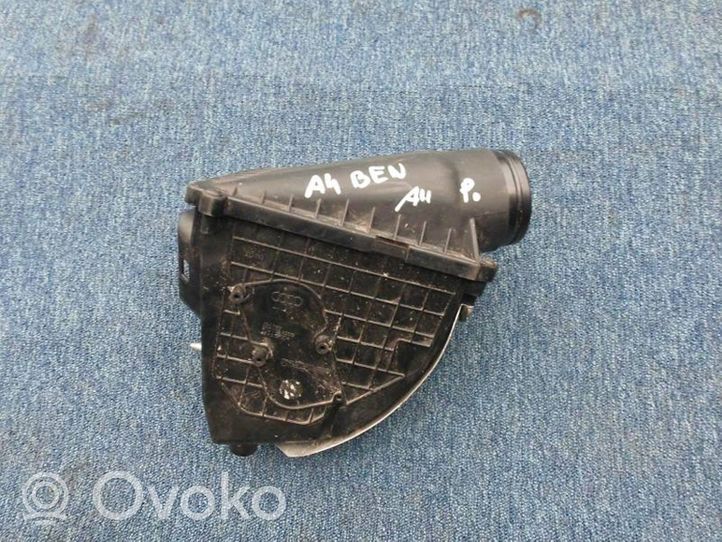 Audi RS5 Boîtier de filtre à air 8T0133835B