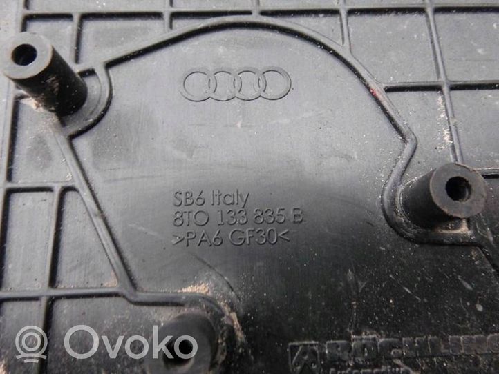 Audi RS5 Oro filtro dėžė 8T0133835B