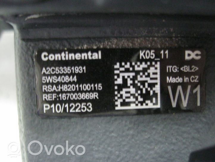 Mercedes-Benz A W176 Pompa wtryskowa wysokiego ciśnienia A2C53351931