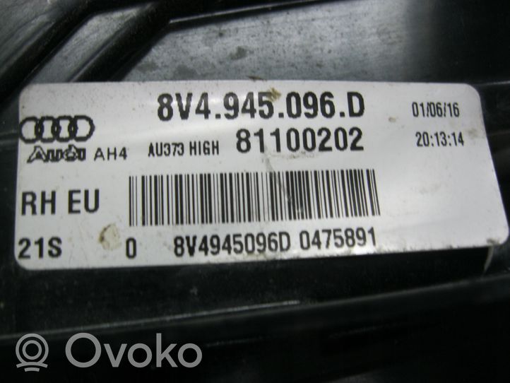 Audi A3 S3 8V Feux arrière / postérieurs 8V4945096D