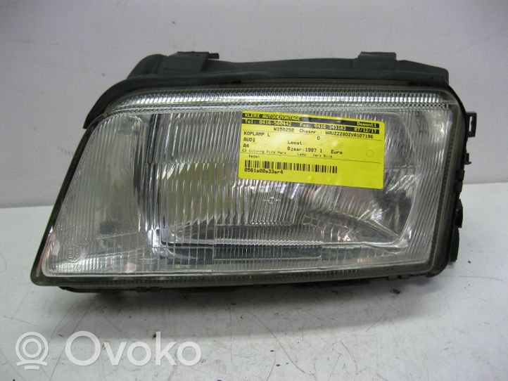 Audi A4 S4 B5 8D Phare frontale 8D0941029