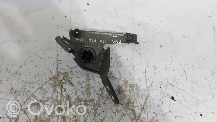 BMW X3 F25 Fender mounting bracket 758061219A