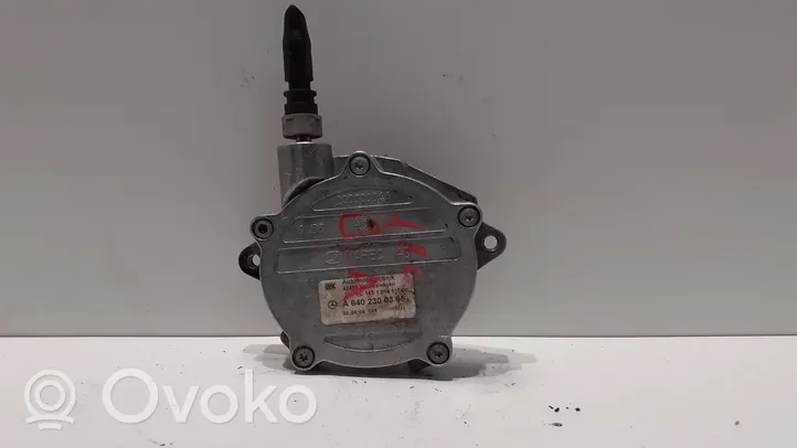 Mercedes-Benz A W169 Alipainepumppu A6402300365