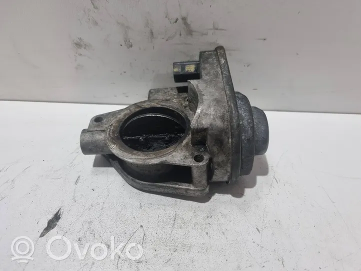 Audi A8 S8 D3 4E Clapet d'étranglement 057128063