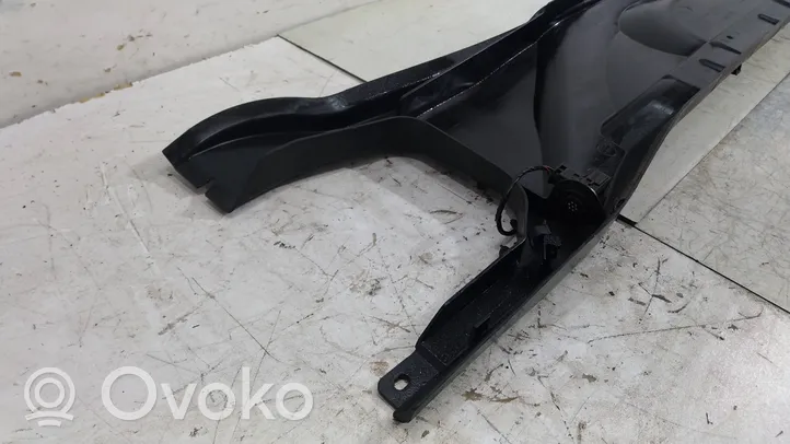 BMW 1 E81 E87 Salono oro mazgo plastikinis korpusas 6925015