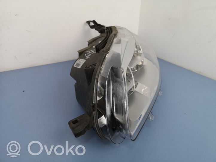 Peugeot 301 Lampa przednia 9675139080