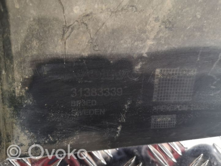 Volvo V90 Cross Country Moldura inferior del parachoques trasero 31383339