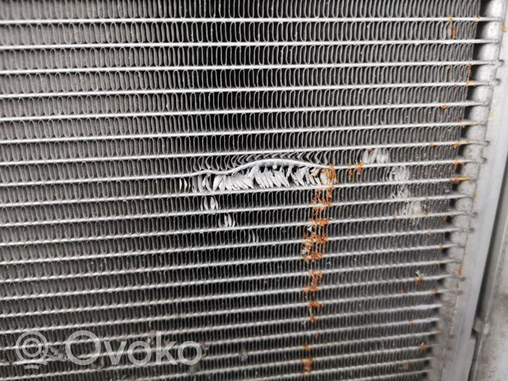 Toyota RAV 4 (XA40) Radiateur condenseur de climatisation 