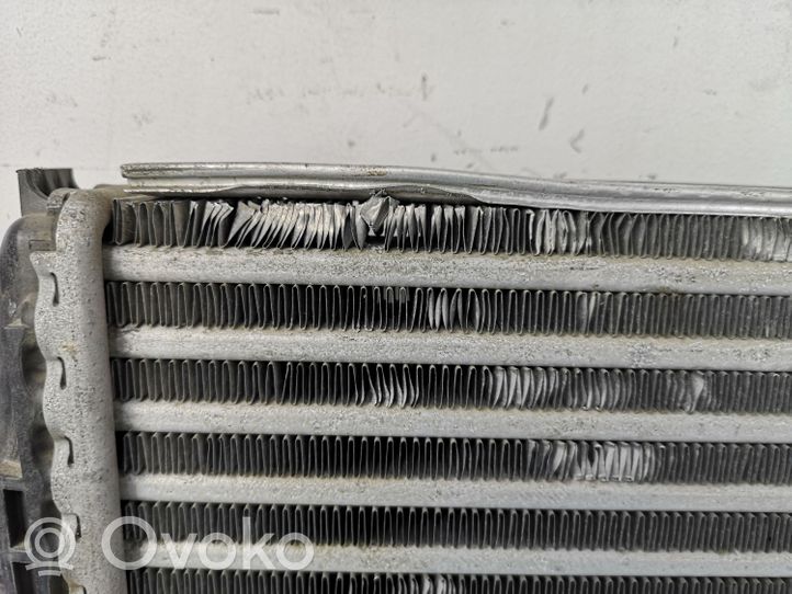 Volkswagen Amarok Chłodnica powietrza doładowującego / Intercooler 2H0145804C