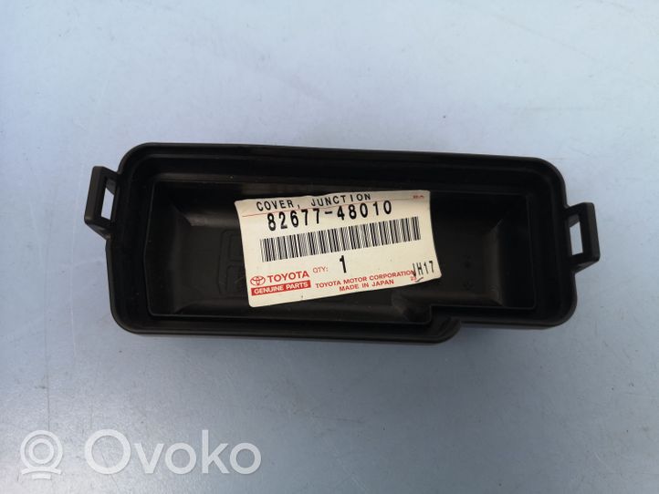 Lexus RX 330 - 350 - 400H Sulakerasian kansi 8267748010