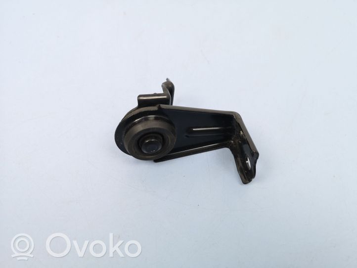 Toyota Land Cruiser (J150) Staffa di montaggio del radiatore 8846360010