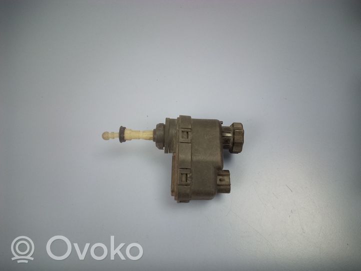 Opel Vectra A Headlight level adjustment motor 0132008306