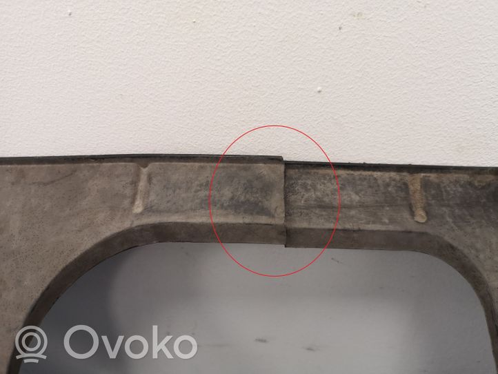 Opel Vivaro Grille calandre supérieure de pare-chocs avant 623104066R