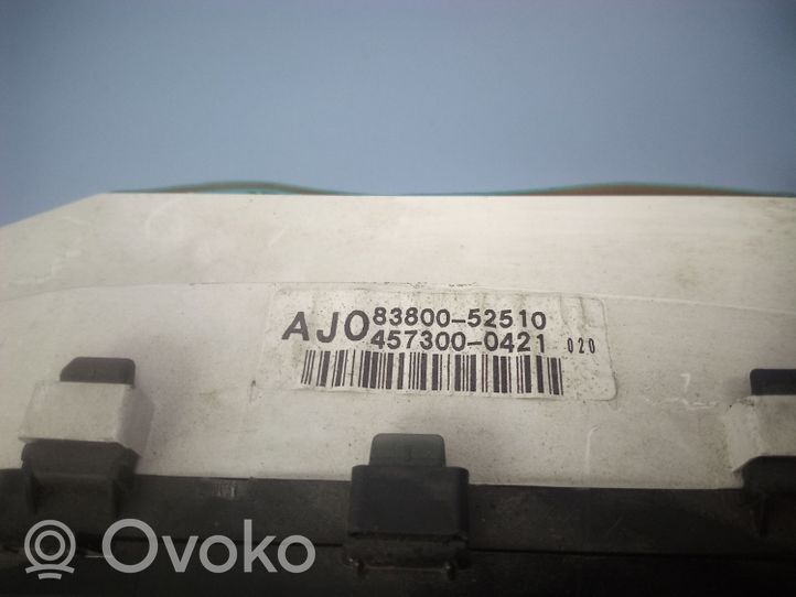 Toyota Yaris Verso Compteur de vitesse tableau de bord 8380052510