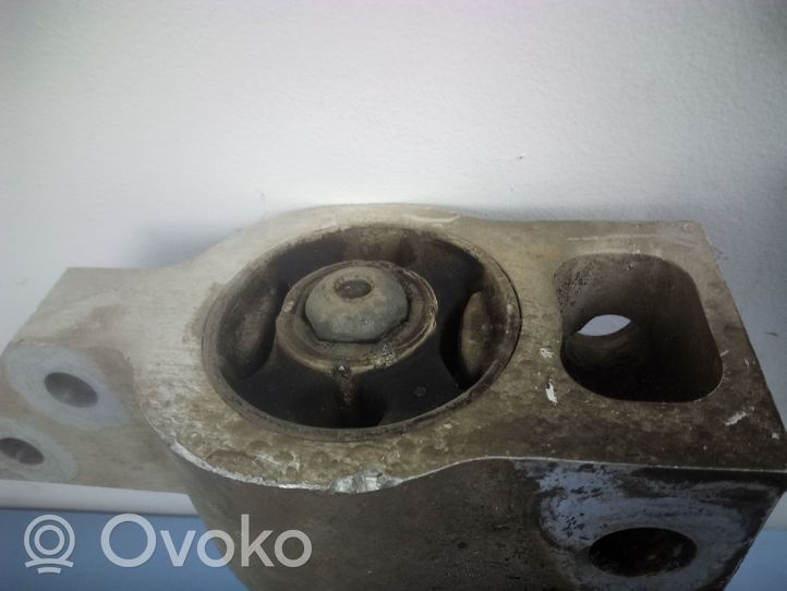 Volkswagen PASSAT B7 Braccio di controllo sospensione anteriore inferiore/braccio oscillante 1K0407165C