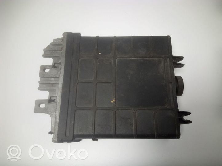 Toyota Avensis T220 Calculateur moteur ECU 028906021AF