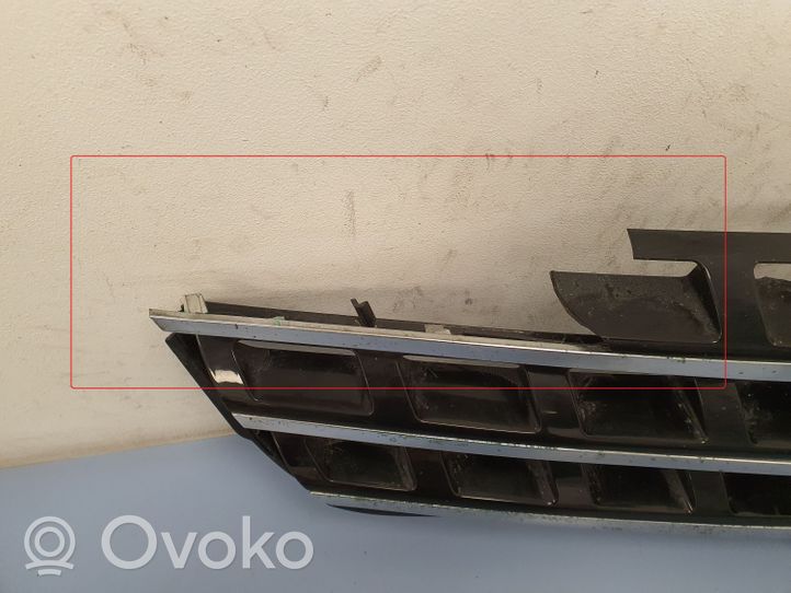 Mercedes-Benz ML W166 Maskownica / Grill / Atrapa górna chłodnicy A1668800123