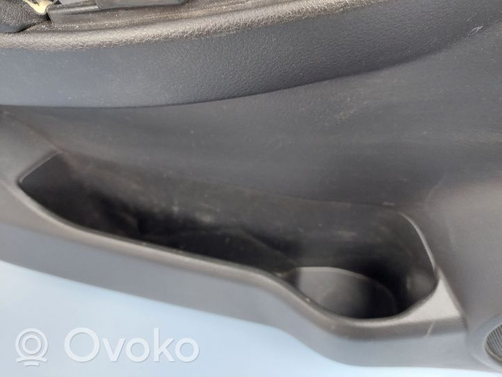 Nissan Qashqai Etuoven verhoilu 809774EA1A