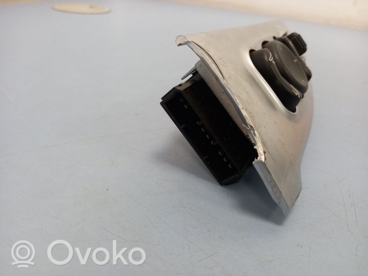 Chrysler Voyager Wing mirror switch 397540