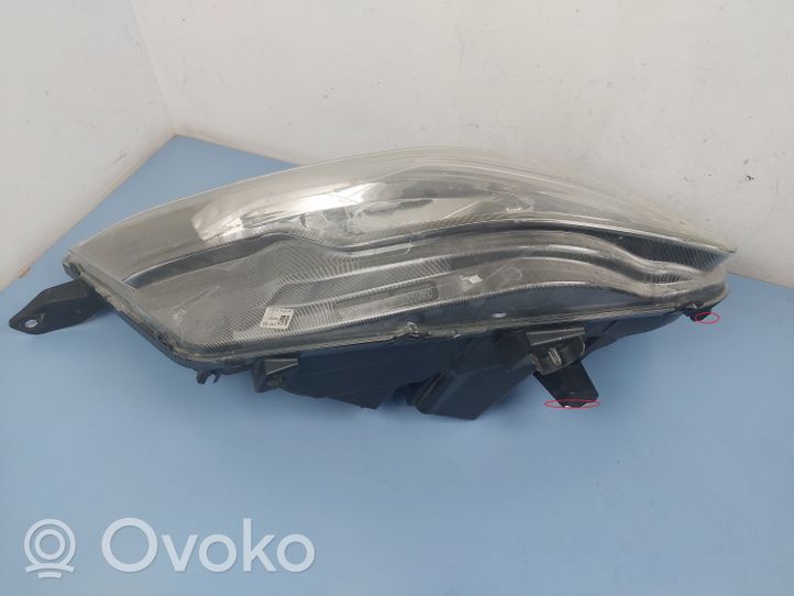 Iveco Daily 6th gen Lampa przednia 5801473749