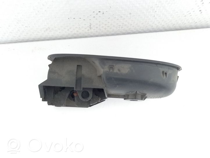 Toyota Yaris Priekinė atidarymo rankenėlė vidinė 692050D90