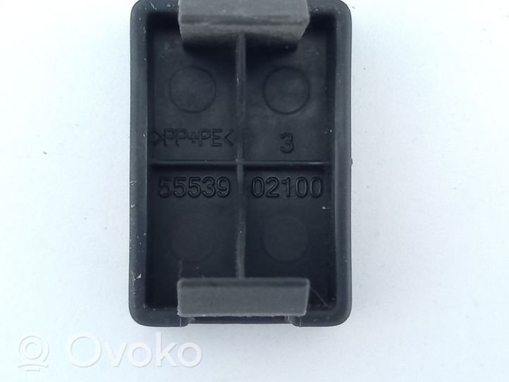 Toyota Auris 150 Inny element deski rozdzielczej 5553902100