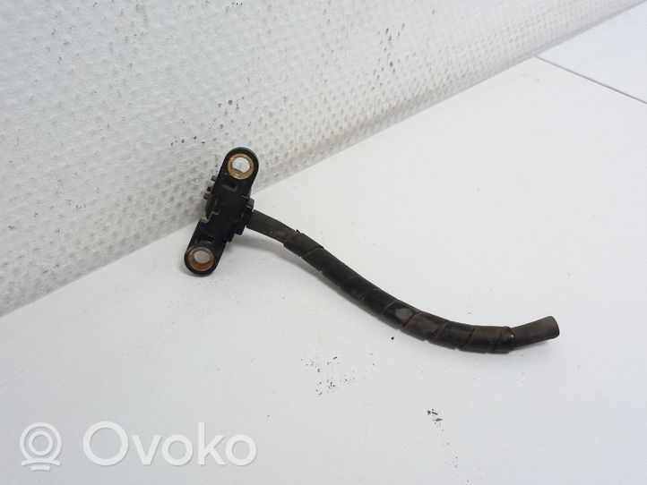 Toyota Yaris Kita variklio skyriaus detalė 321419F