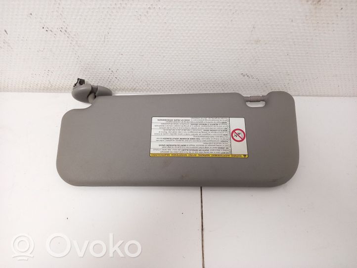 Toyota Yaris Skydelio nuo saulės laikiklis 743100D270B0