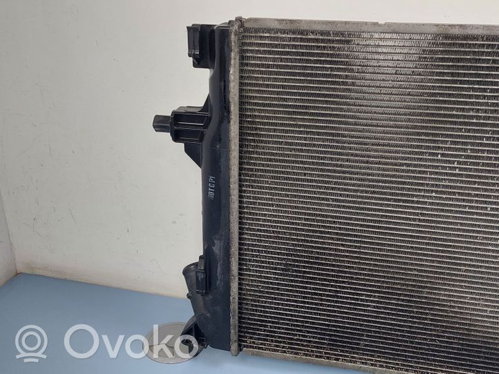 Hyundai i30 Radiatore di raffreddamento 25310F2000