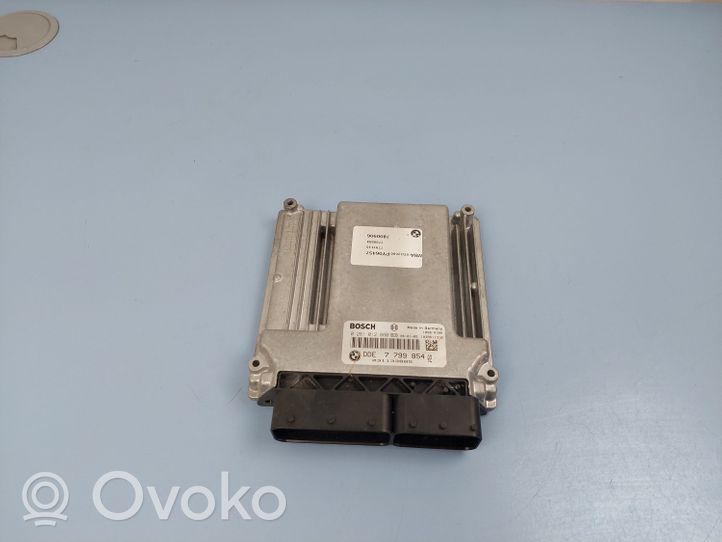 BMW 1 E81 E87 Calculateur moteur ECU DDE7799854