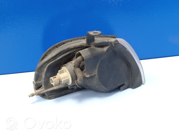 Subaru Legacy Priekinis posūkio žibintas 21020579