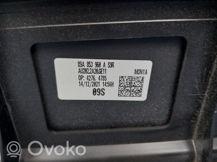 Audi e-tron Etuoven lista (muoto) 89A853960A