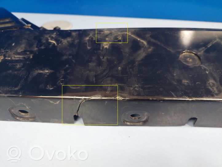 Nissan Qashqai Ramka przedniej tablicy rejestracyjnej 62070HV00A