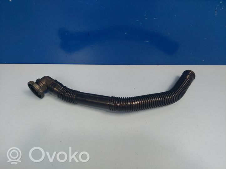 Volkswagen Golf V Tubo di sfiato 1K0129637D