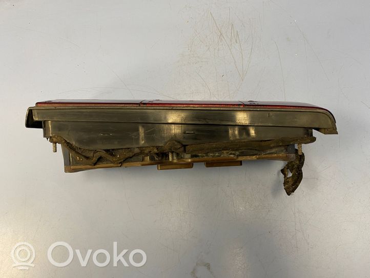 Audi 100 200 5000 C2 Lampa tylna 53264R23