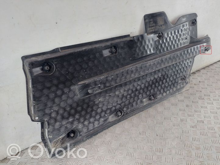 Skoda Fabia Mk1 (6Y) Placa protectora/protector antisalpicaduras motor 6Q0825201E